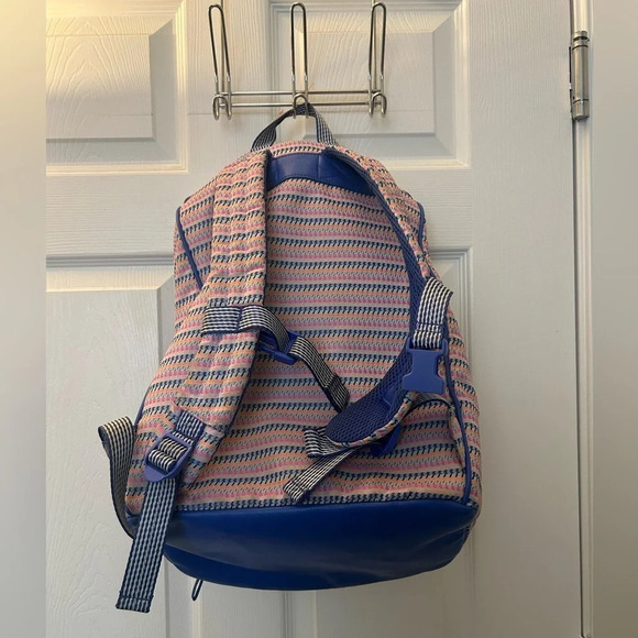 I Ivivva backpack - Picture 3 of 5